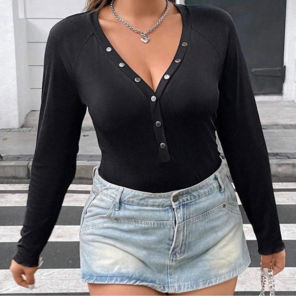 SHEIN - NWT Sz 4X(20) Black Plus Button Front Raglan Sleeve Tee - Picture 3 of 5